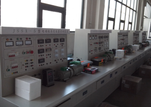 JSSX-5 電機(jī)變壓器維修檢測實訓(xùn)裝置
